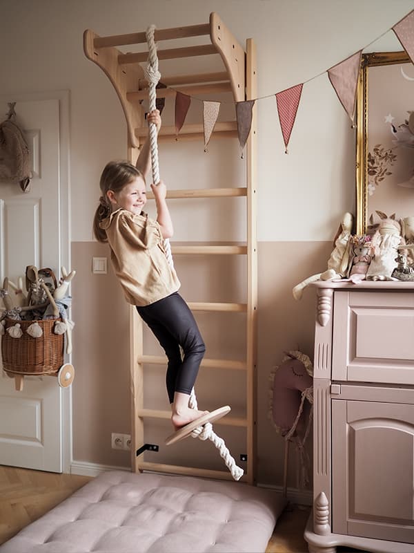 BenchK 112A204 wall bars suitable for children's corrective exercises