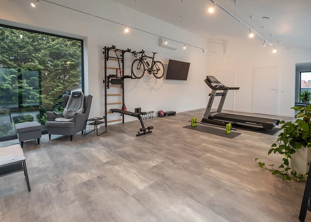 BenchK 733B Swedish ladder wall bar in a modern home interior