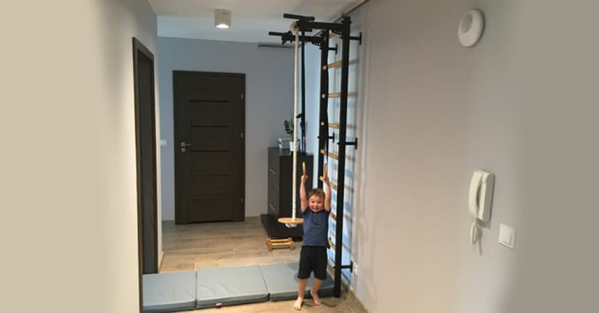 BenchK wall bar mounted in a hallway