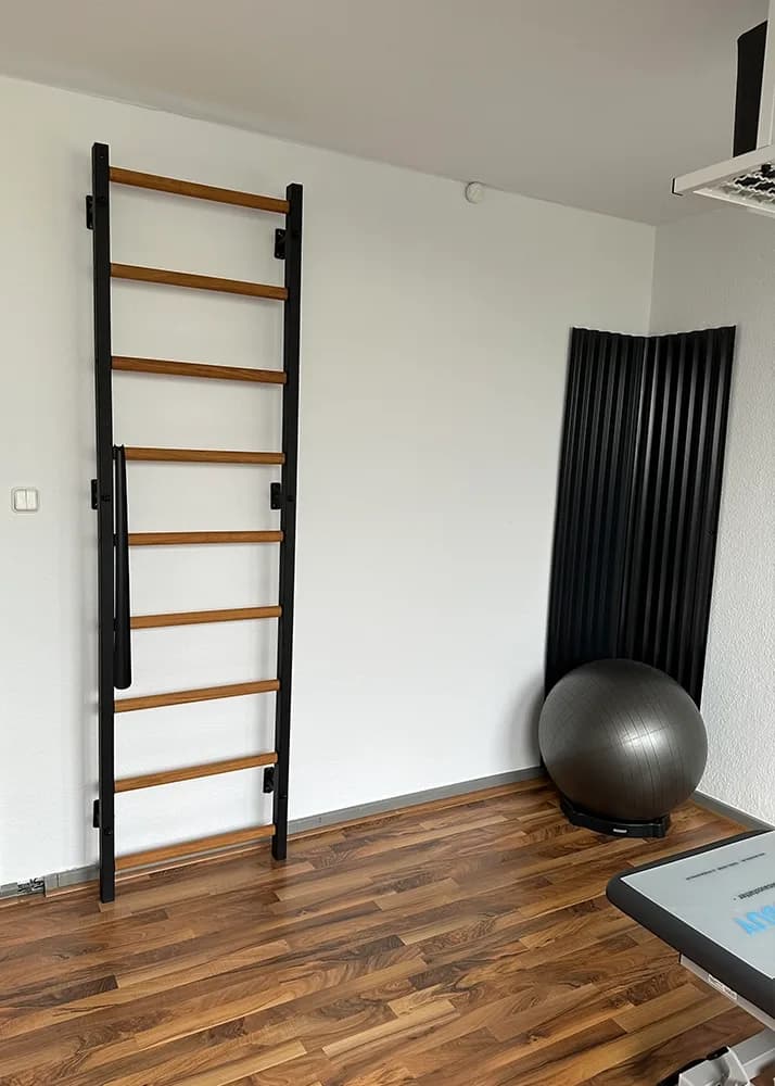 BenchK wall bars in a physiotherapy practice