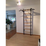 stall bar 221B benchk