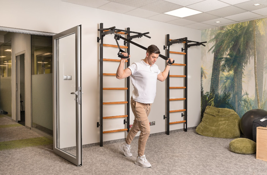 One Frame, Hundreds of Possibilities — The BenchK + Recoil System